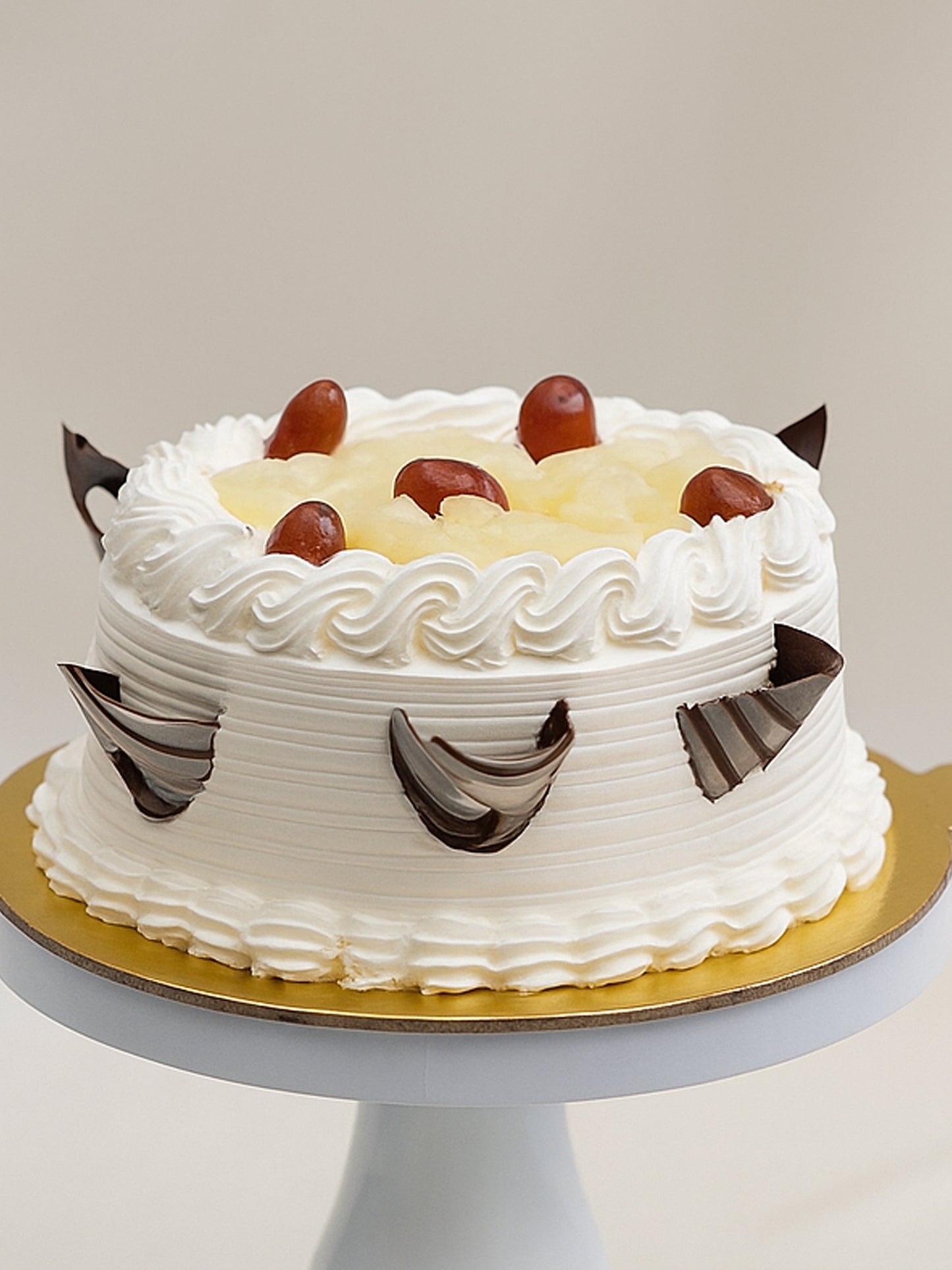 Fruity Whirl Cake