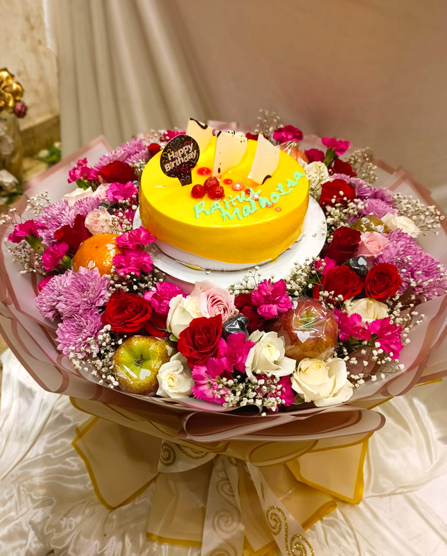Golden Celebration Cake Bouquet BNB