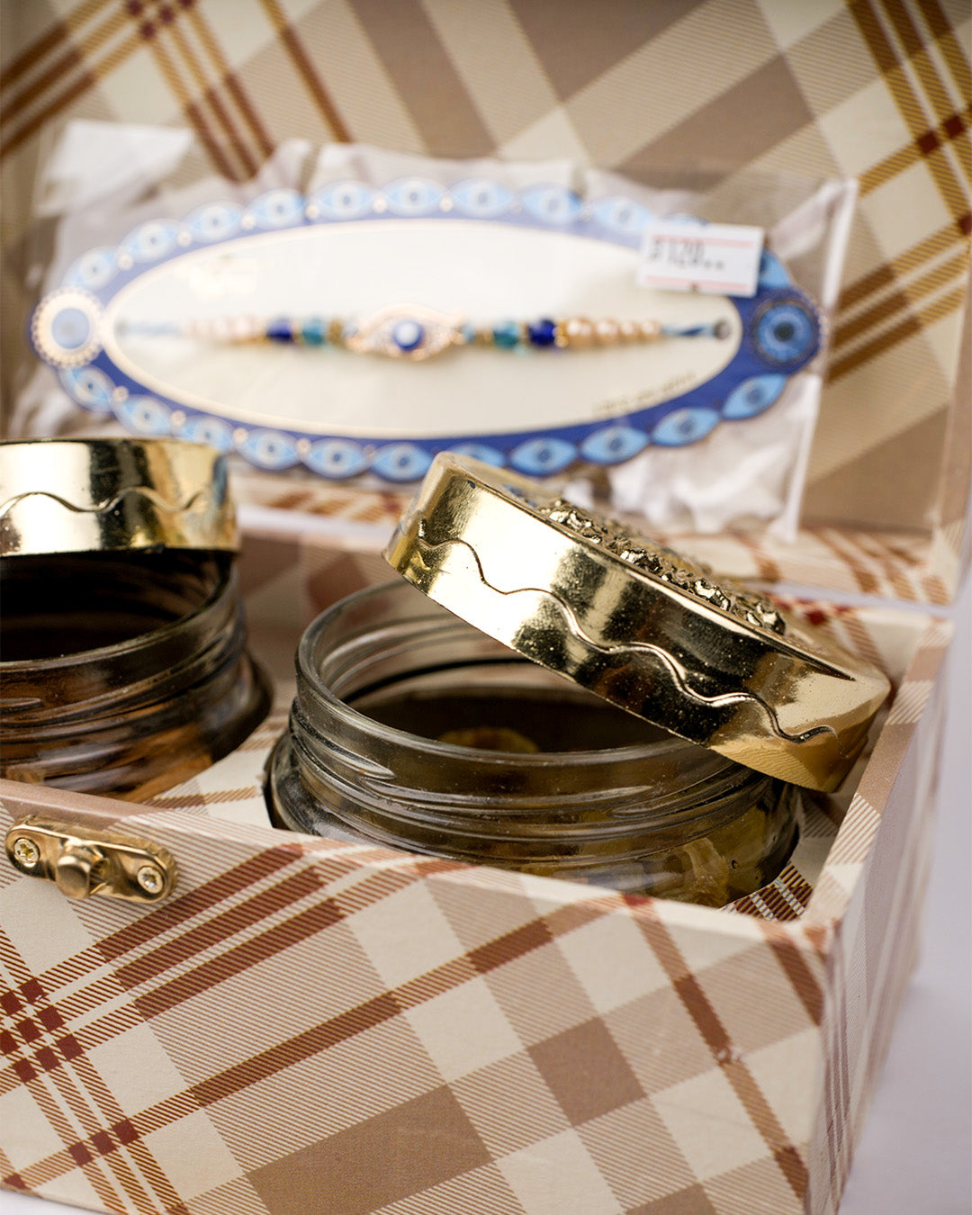 Nuts & Knots Rakhi Hamper