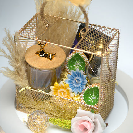 The Golden Glow Hamper
