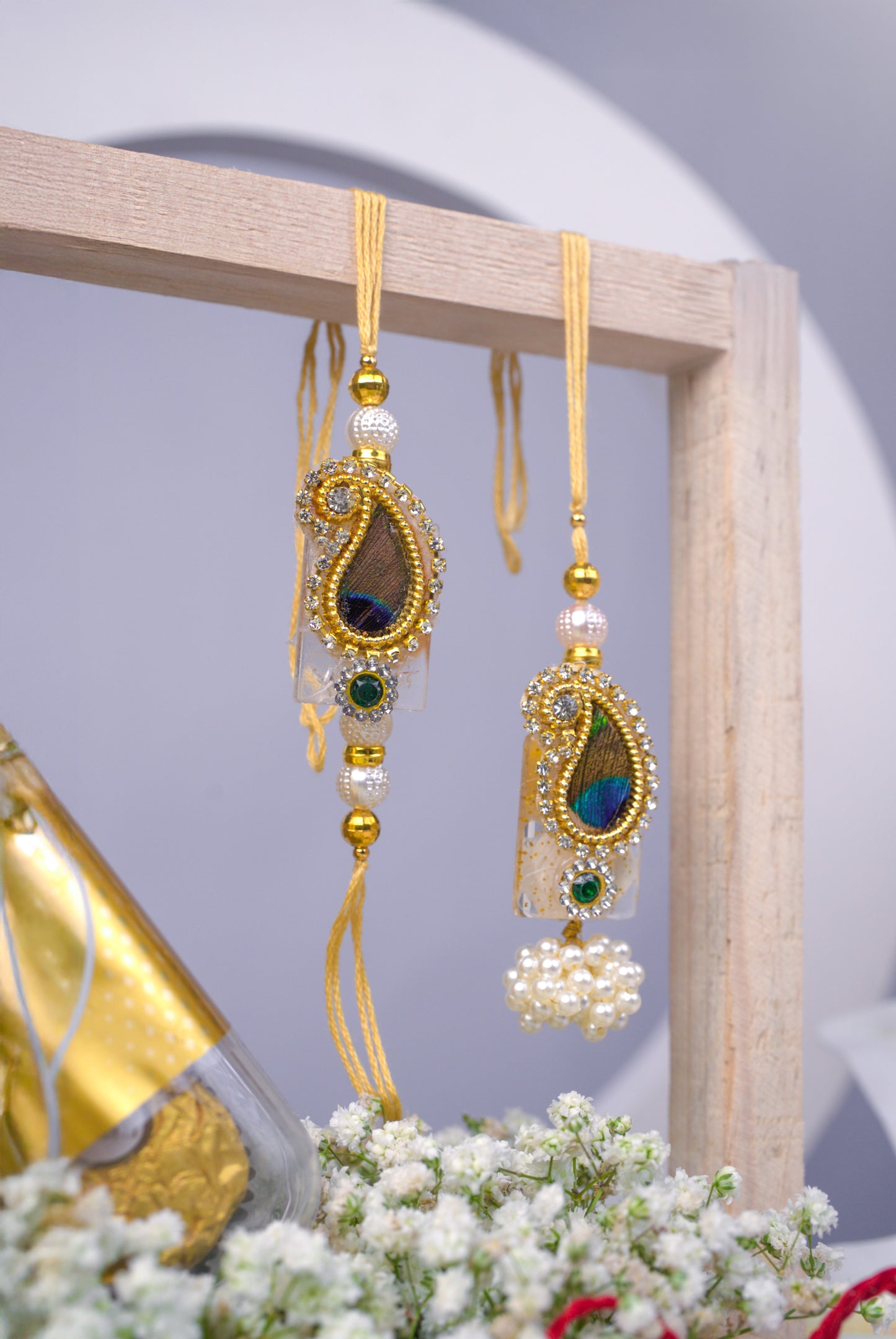 Golden Bond Rakhi Crate