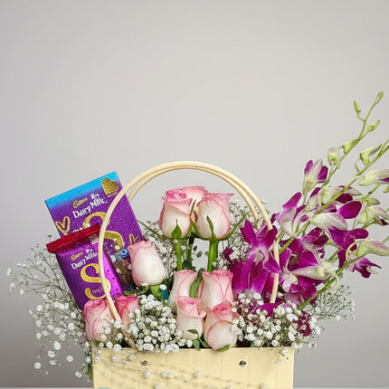 Pink Rose & Chocolate Luxury Hamper