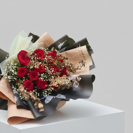 Jypso Personalized Red Rose Luxury Bouquet