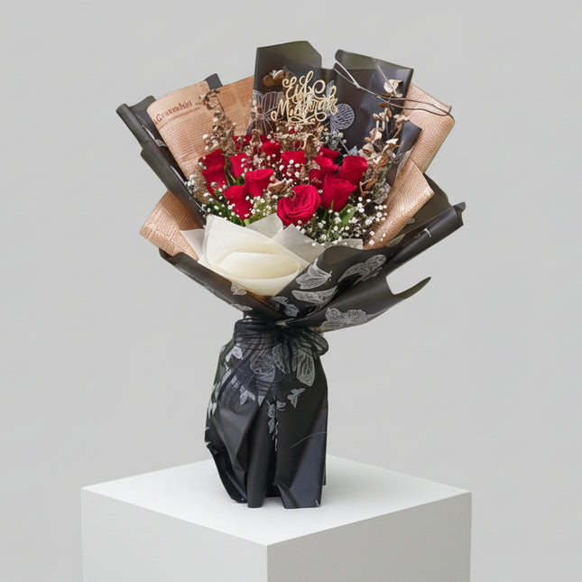 Jypso Personalized Red Rose Luxury Bouquet