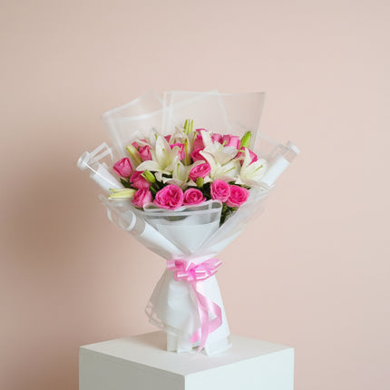Pink Rose & White Lily Luxury Bouquet